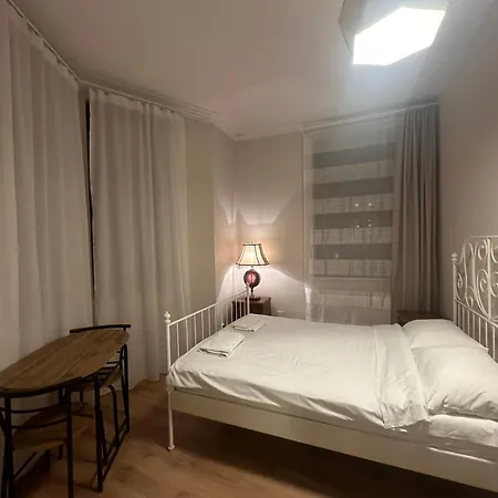 Cracow Bb Apartman *
